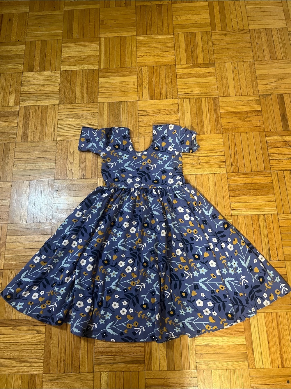 Cottage Core kids Alice + Ames Indigo Floral Short Sleeve Twirl Dress size 8 yrs